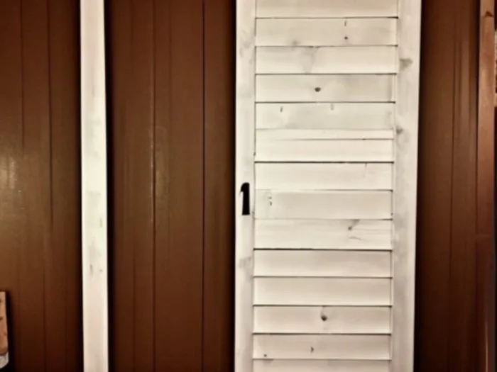 Jak zrobić drewniane drzwi do stodoły